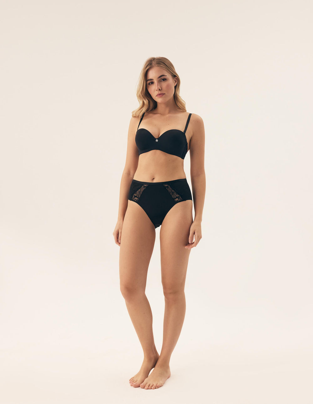 High-Waisted Panties Bethany – Black – image 4