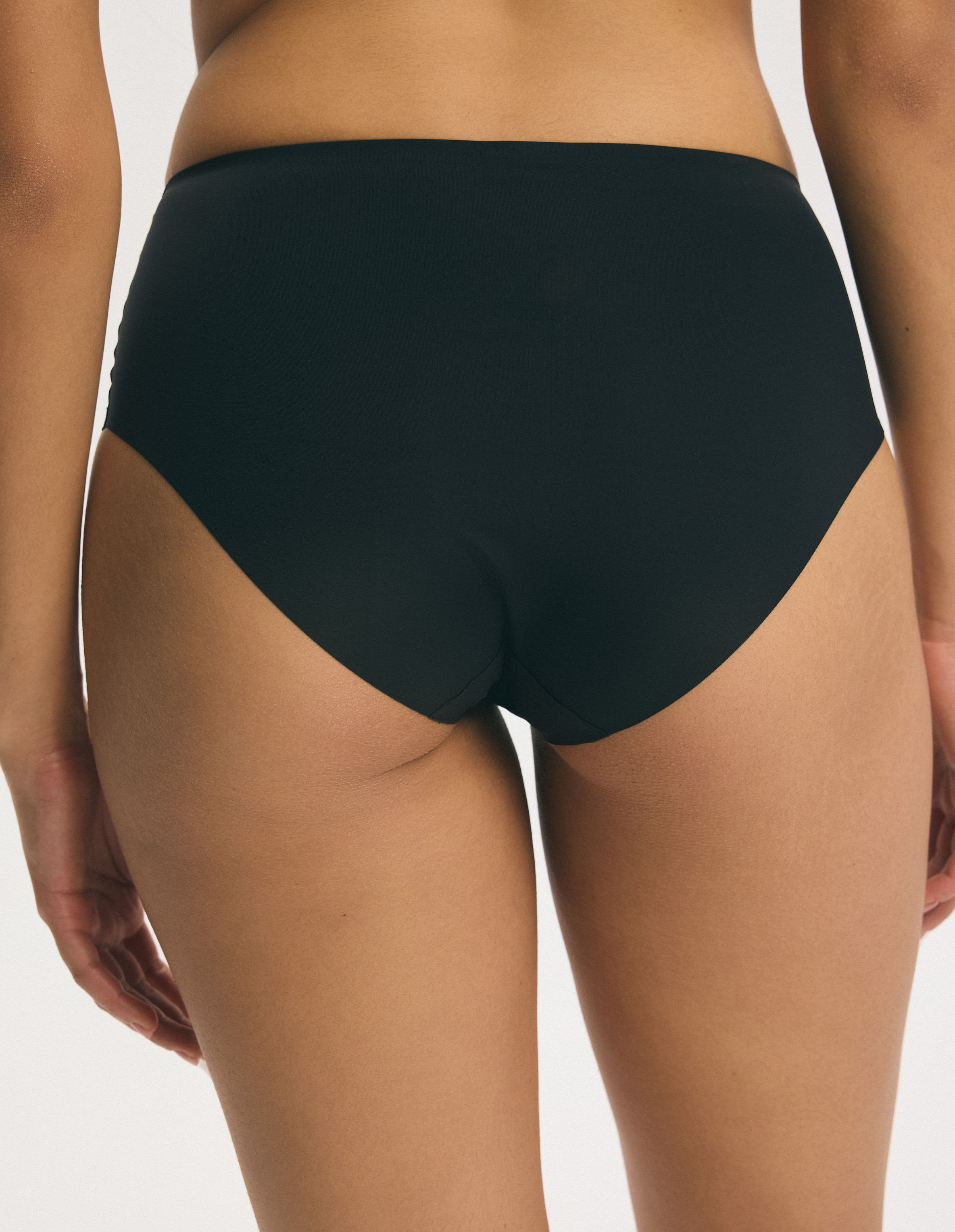 High-Waisted Panties Q2.03 – Black – image 4